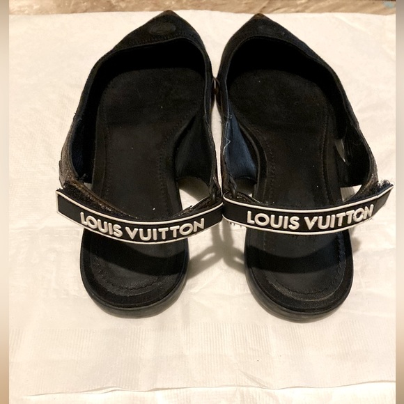 Louis Vuitton Arch light Flat Slingback Ballerina shoes - Picture 4 of 6